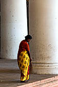 People encountered inside the Thirumalai Nayak Palace. Madurai - Tamil Nadu. 